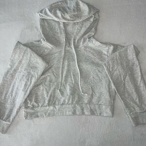 NVGTN Gray Cropped Hoodie with Long Sleeves